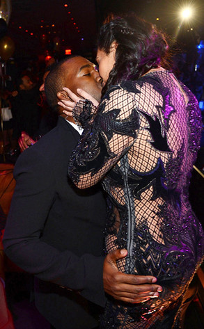 Kim Kardashian, Kayne West, Kiss Kim Kardashian, Kayne West, Kiss